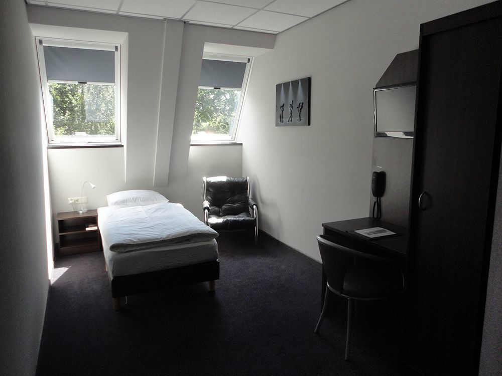 Hotel Frans Op Den Bult دورنينخين المظهر الخارجي الصورة