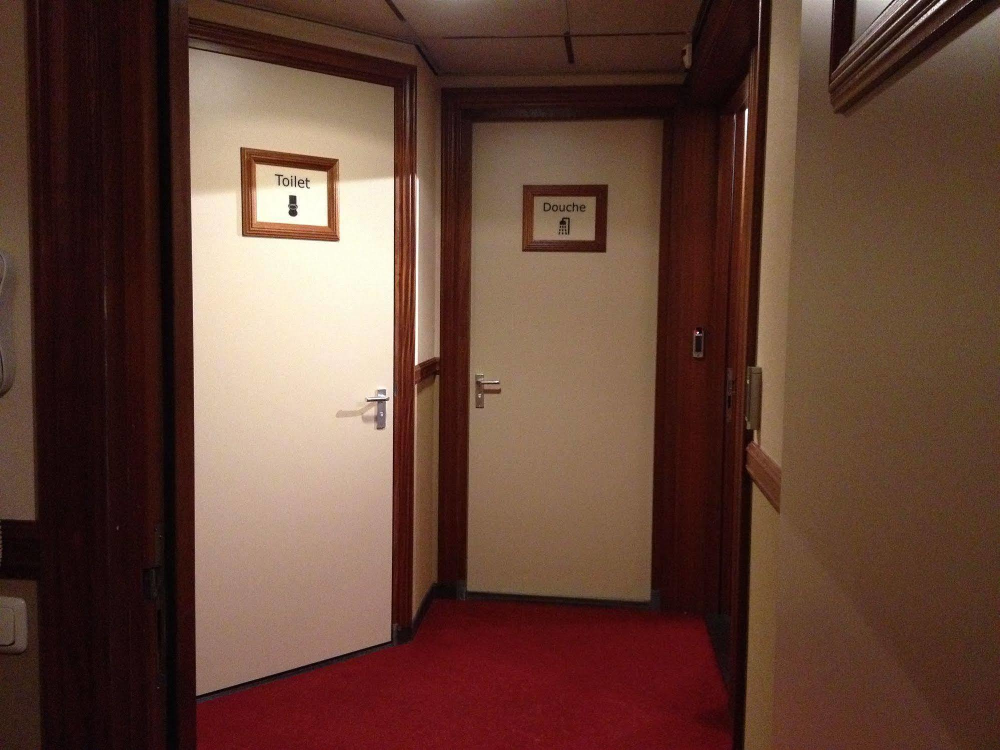 Hotel Frans Op Den Bult دورنينخين المظهر الخارجي الصورة