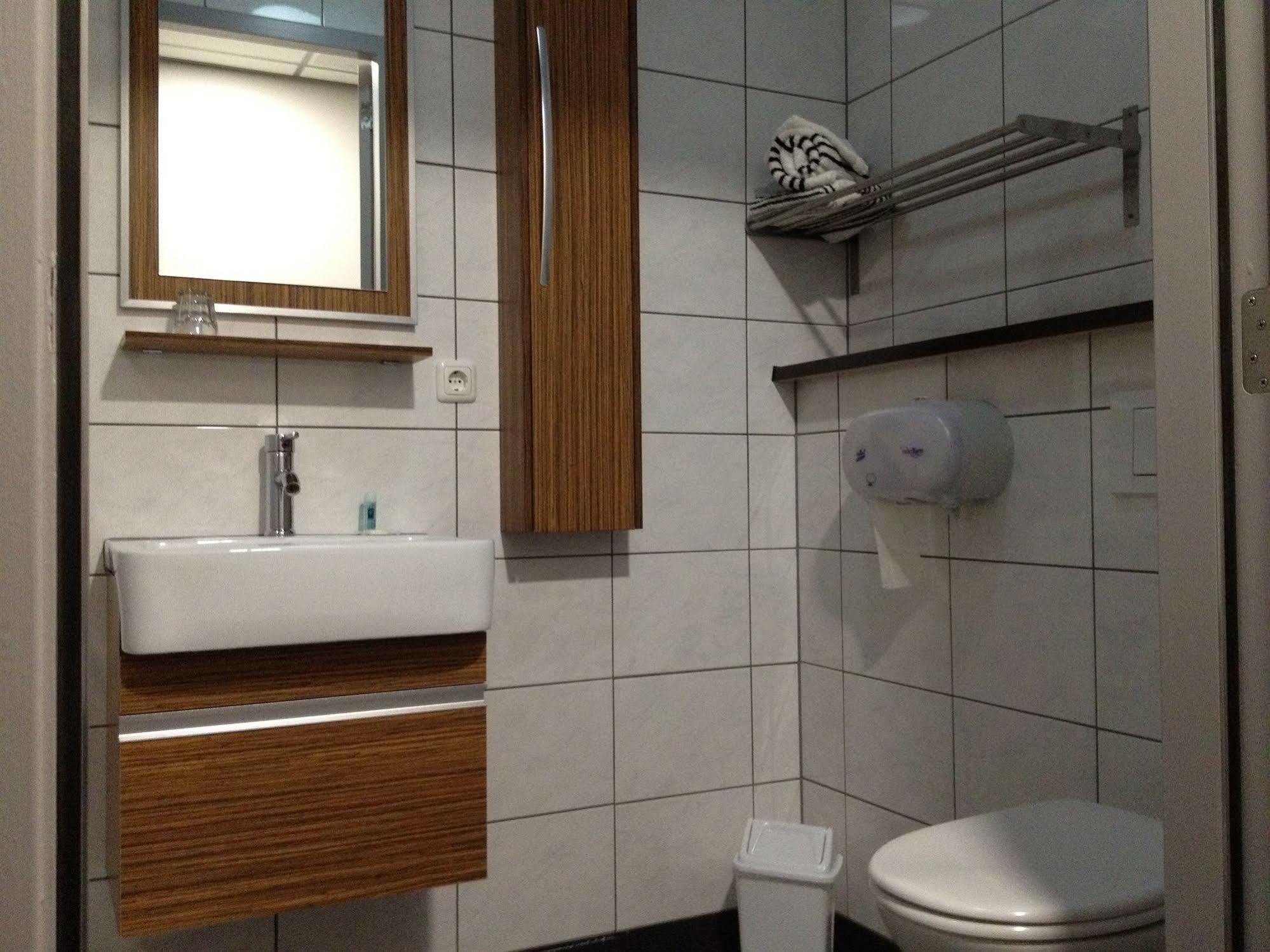 Hotel Frans Op Den Bult دورنينخين المظهر الخارجي الصورة
